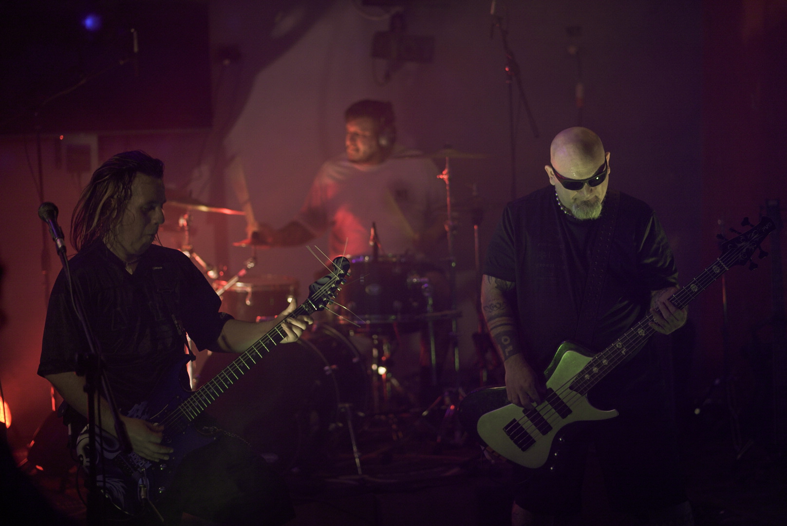 Vulgar tocando en vivo, fotografía de la banda